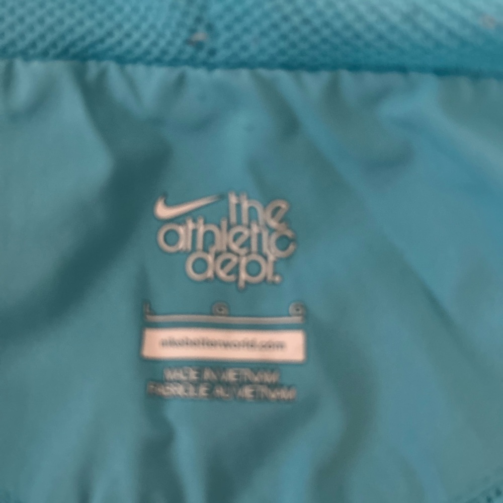 Nike Essential Bliss Blue Running Jacket - Picture 3 of 6